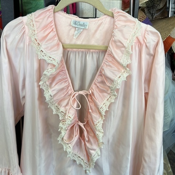 Vintage Character Cuddle skin petite pink ruffle nightgown - Picture 2 of 7